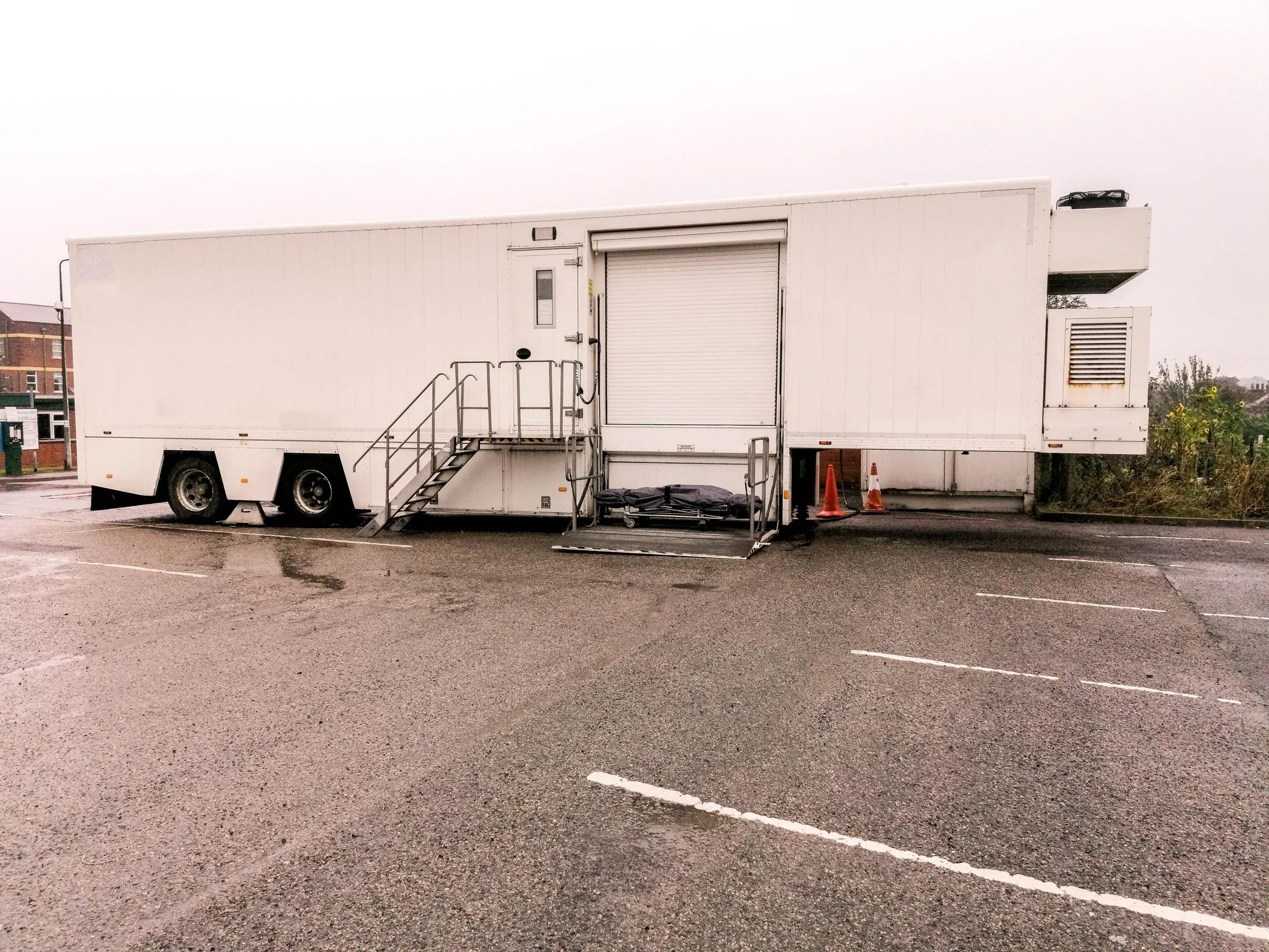 Mobile PET/CT Trailer Rental & Service: Mobile CT trailer exterior view 1